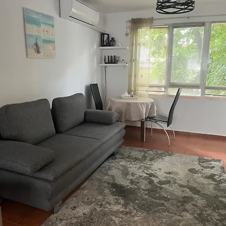 Sinchets Apartment